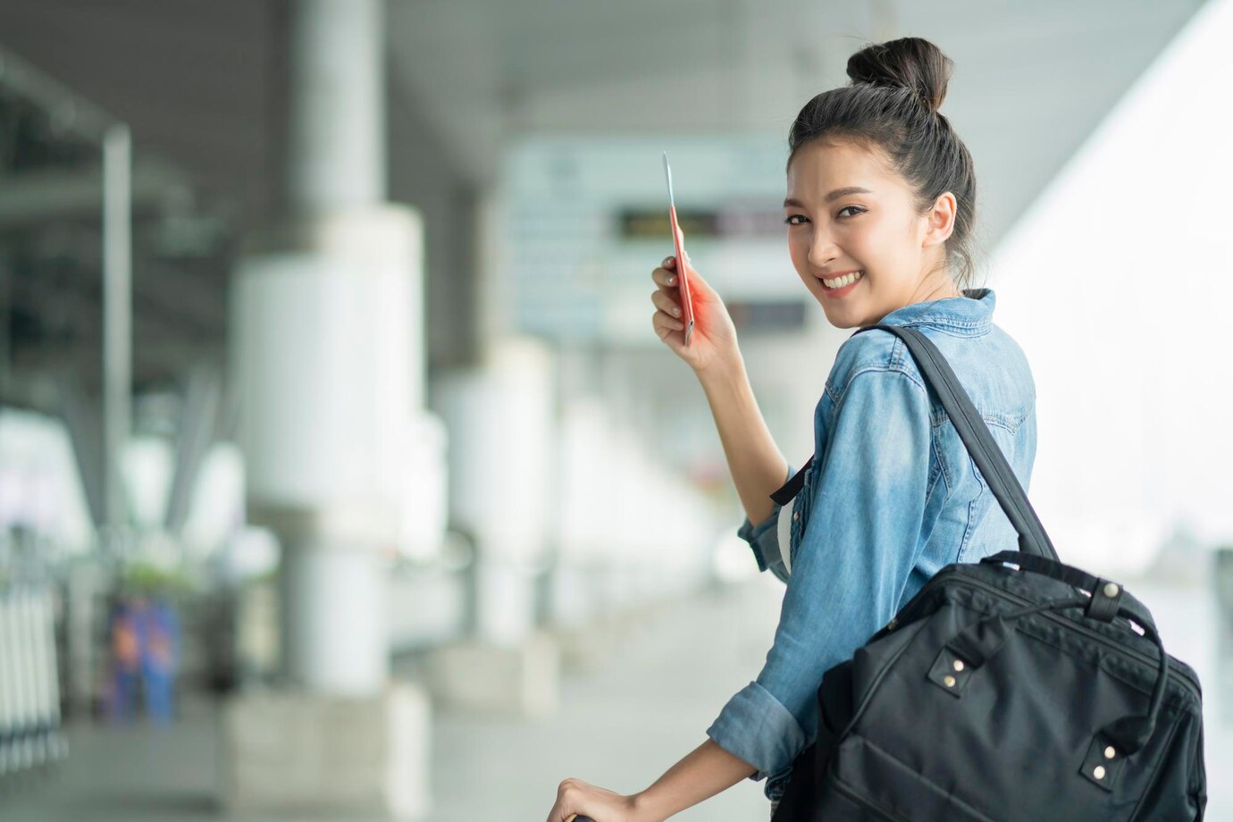 attractive-asian-female-woman-wearing-casual-travel-cloth-walking-waiting-transit-departure-building-outdoor-backgroundasian-female-travel-concept_609648-280